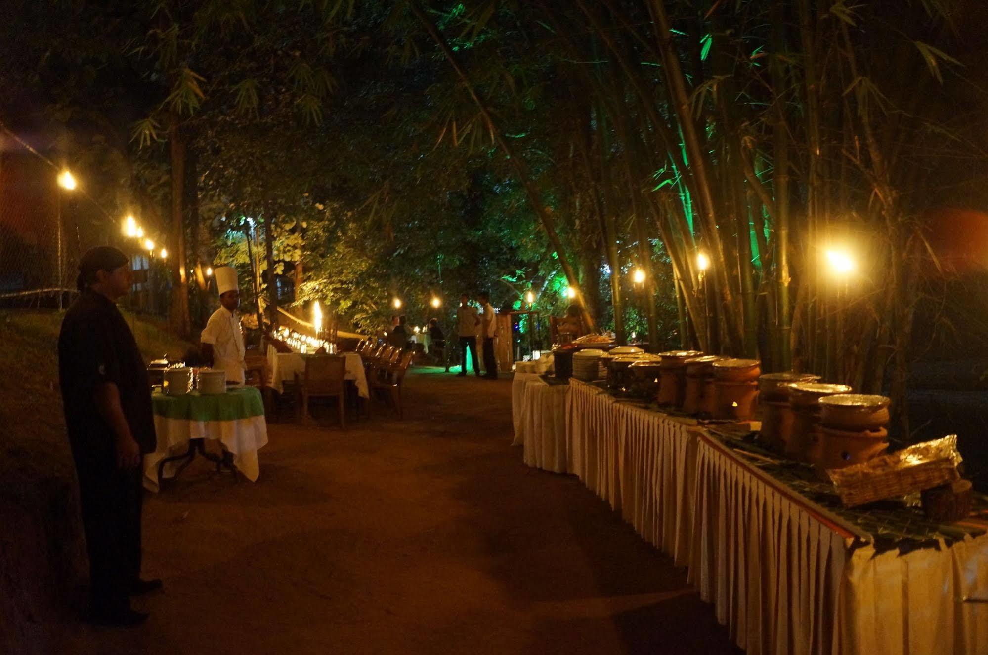 Athgira River Camping - Udawalawe Exterior foto